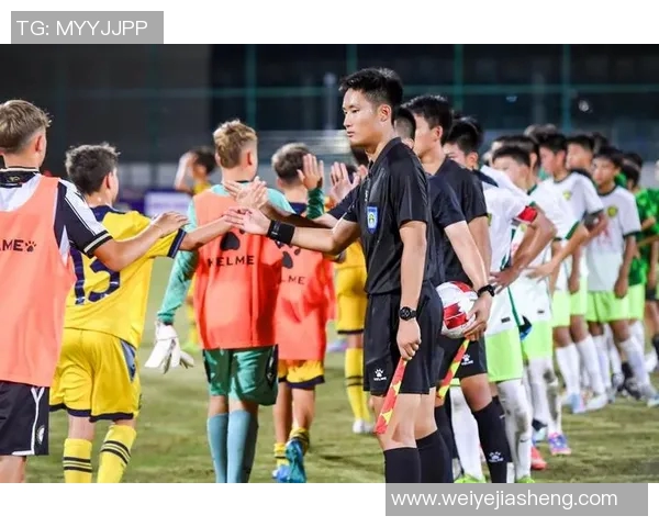 当今新兴足球球星崛起的背后:年轻天才如何引领未来足球发展趋势 当今新兴足球球星崛起的背后:年轻天才如何引领未来足球发展趋势